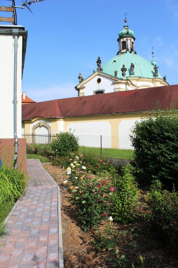 Apartmany U Marianske Kaple Ceska Kamenice Exterior photo